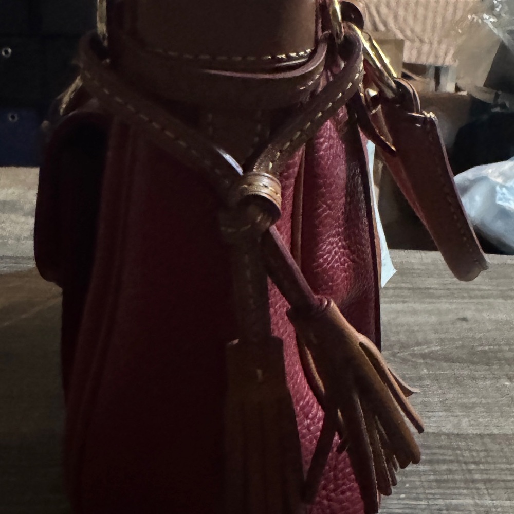 Dooney & Bourke Red and Brown Satchel with dust bag. - Picture 4 of 9